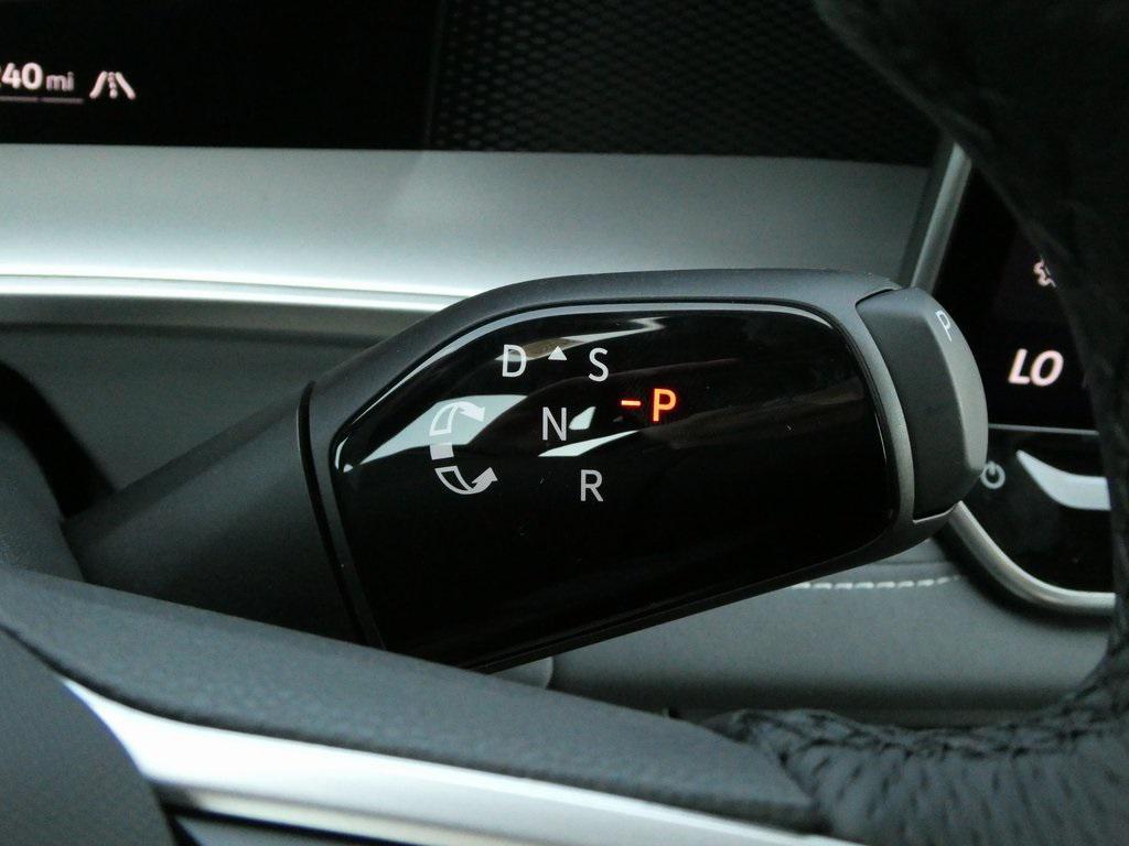 new 2025 Volkswagen Tiguan car, priced at $38,626