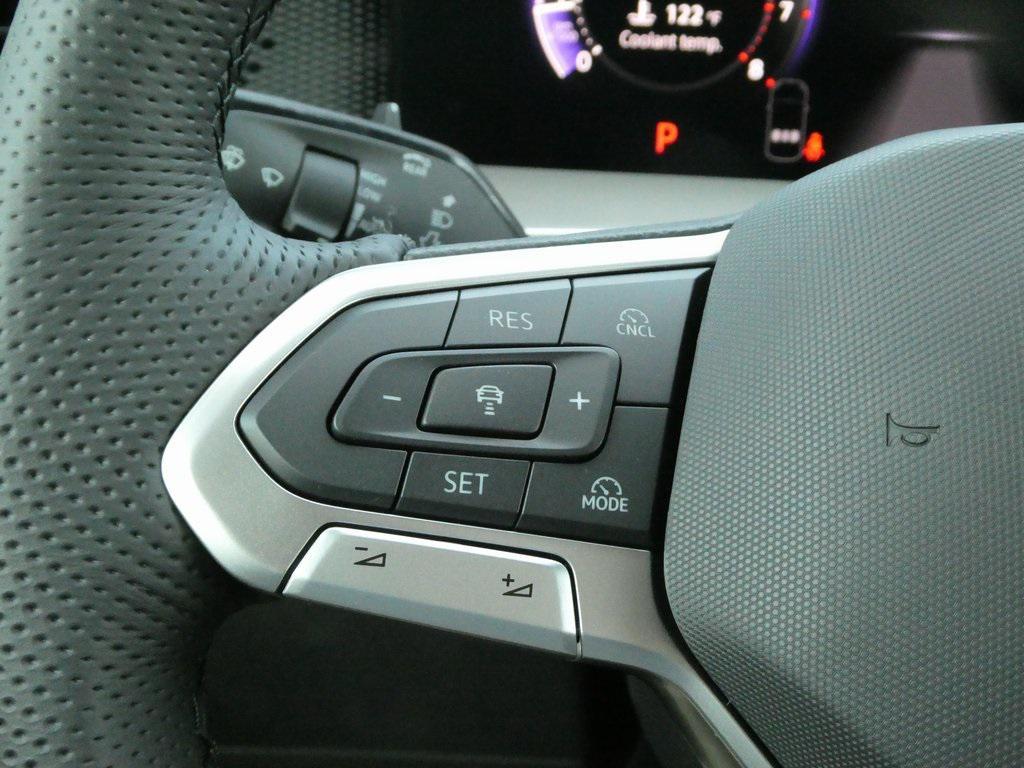 new 2025 Volkswagen Tiguan car, priced at $38,626