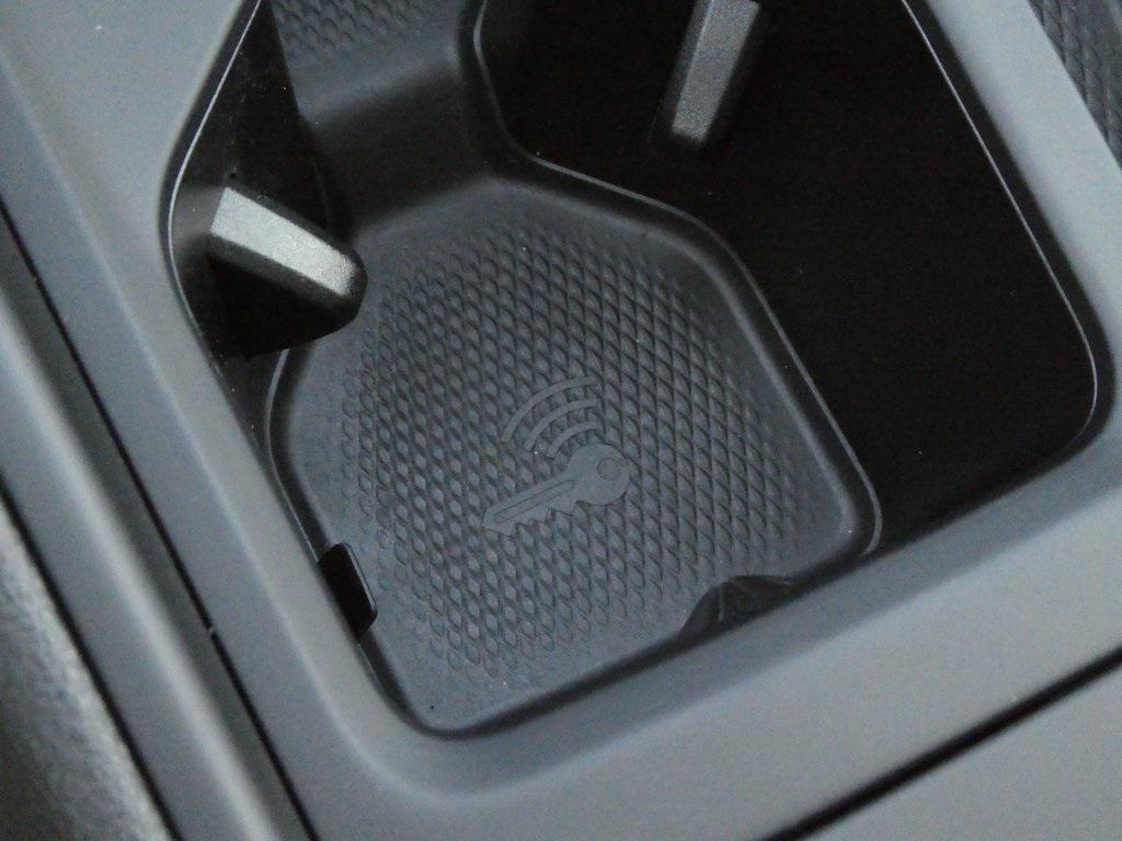 new 2025 Volkswagen Tiguan car, priced at $34,470