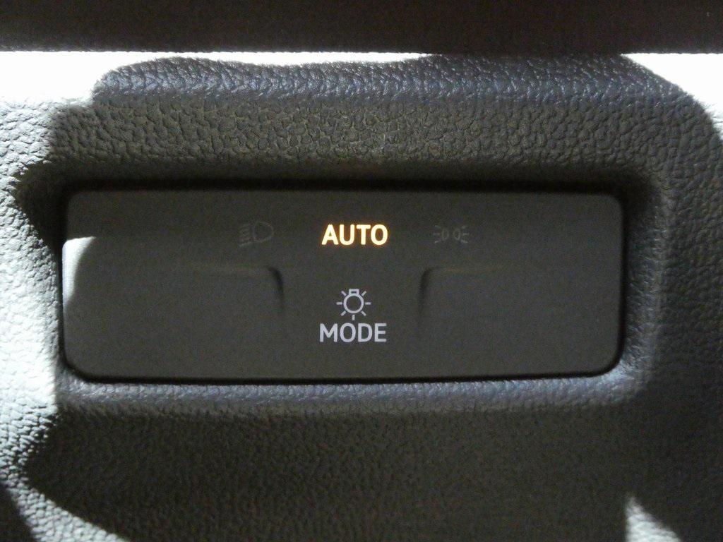 new 2025 Volkswagen Tiguan car, priced at $34,470
