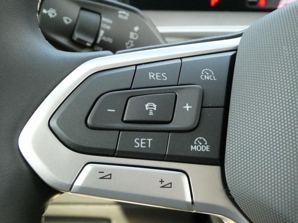 new 2025 Volkswagen Tiguan car, priced at $34,470