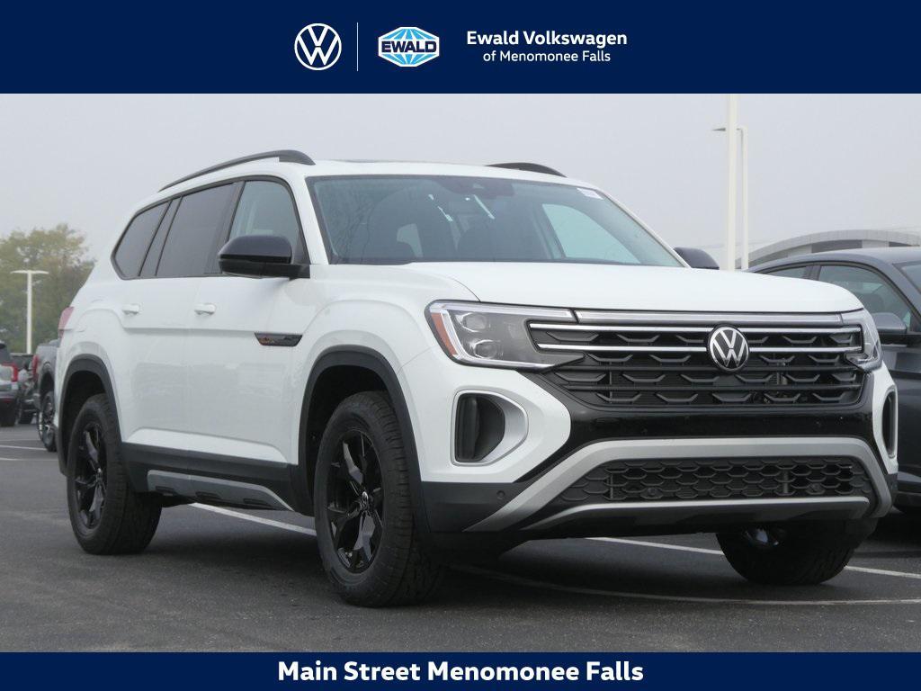new 2025 Volkswagen Atlas car, priced at $44,324