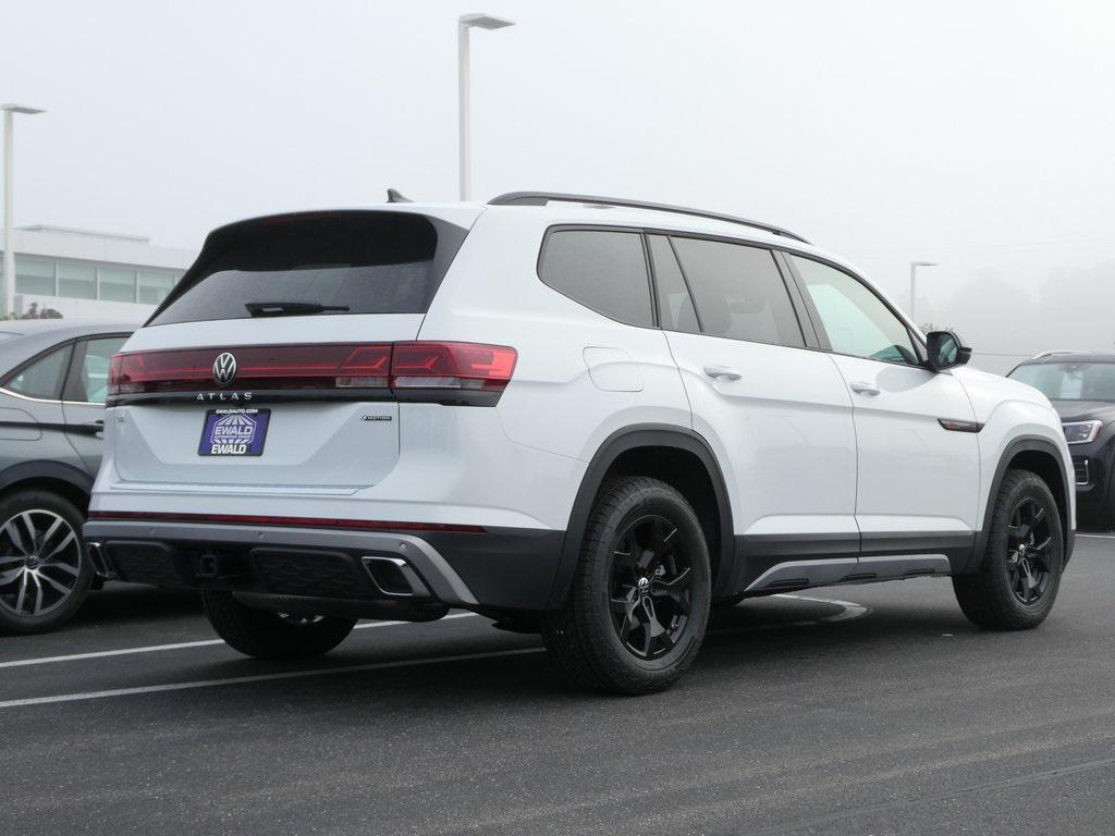new 2025 Volkswagen Atlas car, priced at $43,334