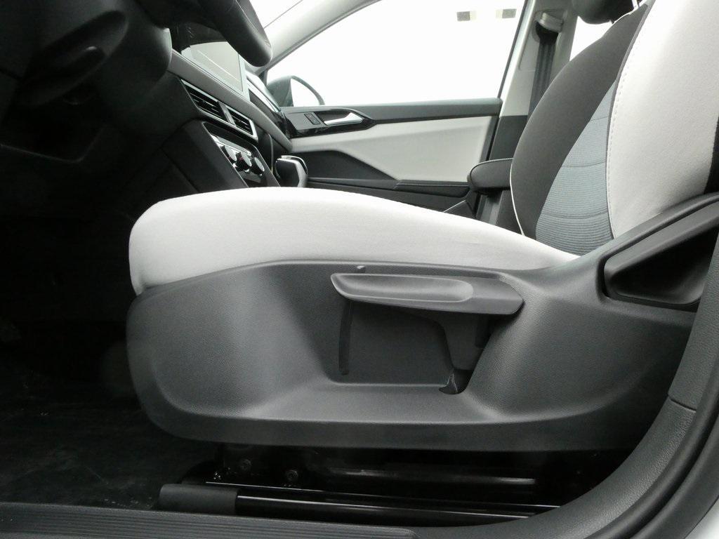 new 2025 Volkswagen Taos car, priced at $26,213
