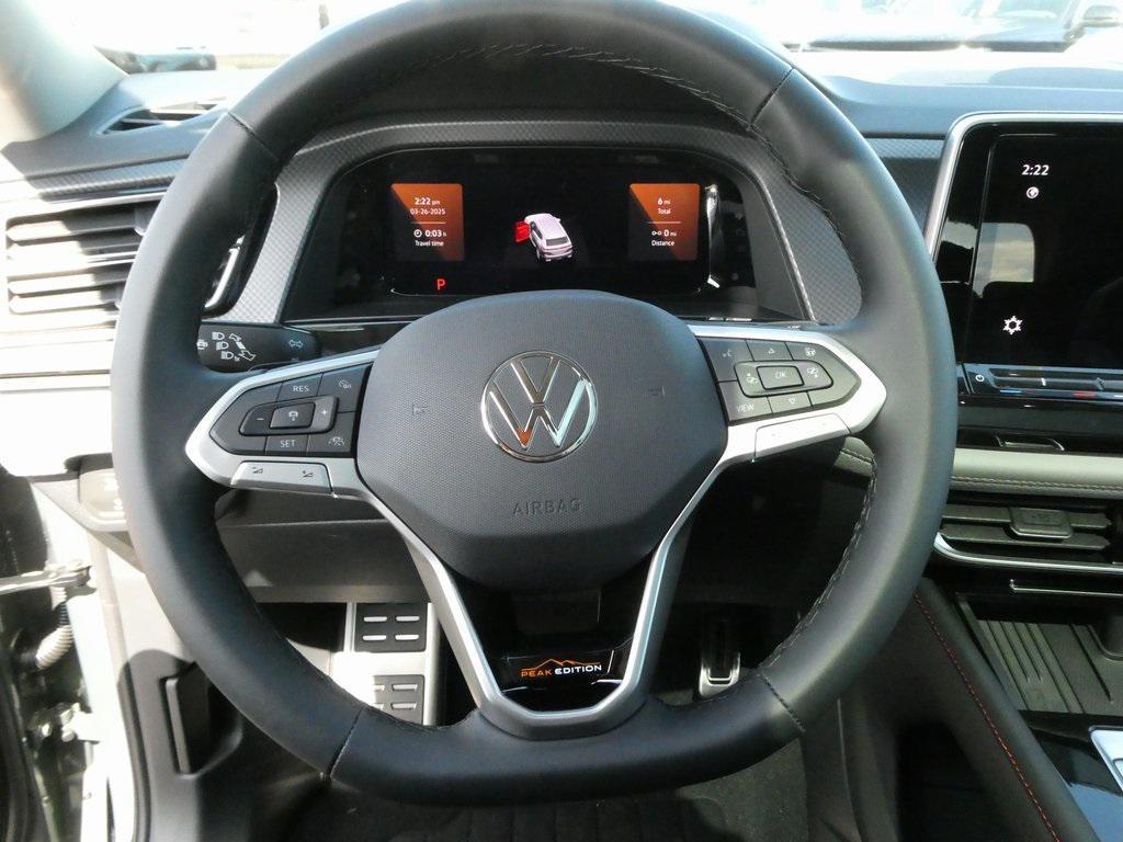 new 2025 Volkswagen Atlas car, priced at $44,077