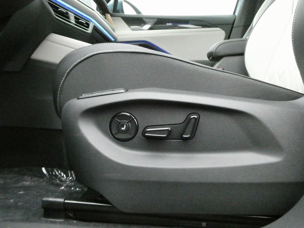 new 2025 Volkswagen Tiguan car, priced at $43,381