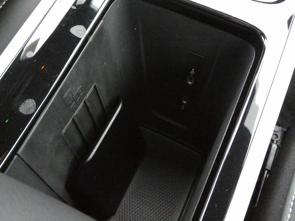 new 2025 Volkswagen Tiguan car, priced at $43,381