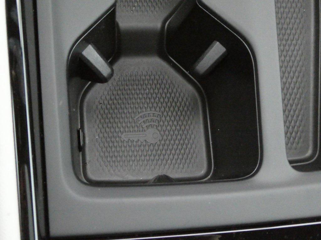 new 2025 Volkswagen Tiguan car, priced at $43,381