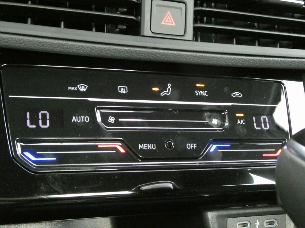 new 2025 Volkswagen Jetta car, priced at $24,650
