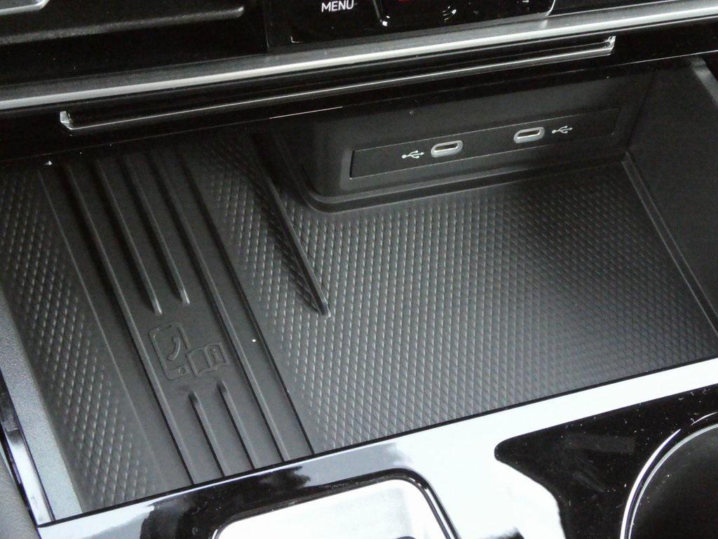 new 2025 Volkswagen Atlas Cross Sport car, priced at $42,591