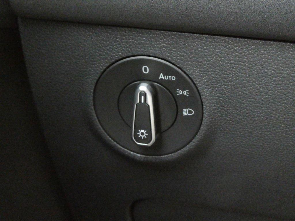 new 2025 Volkswagen Taos car, priced at $32,046