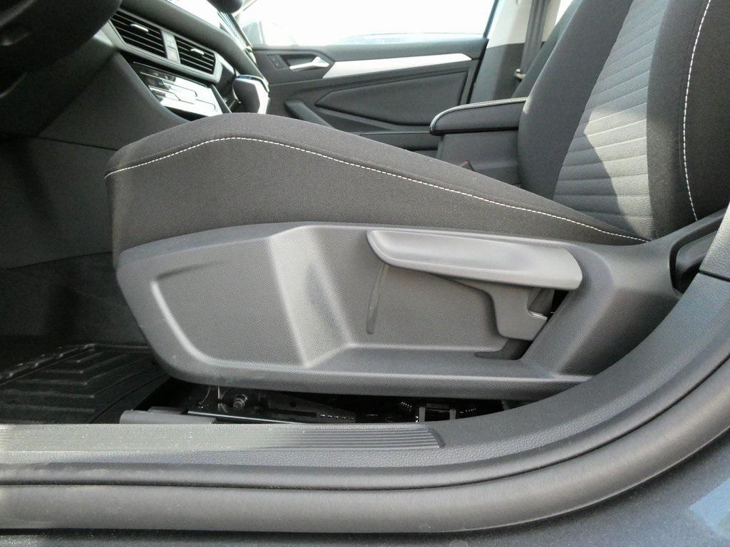 new 2025 Volkswagen Jetta car, priced at $23,354