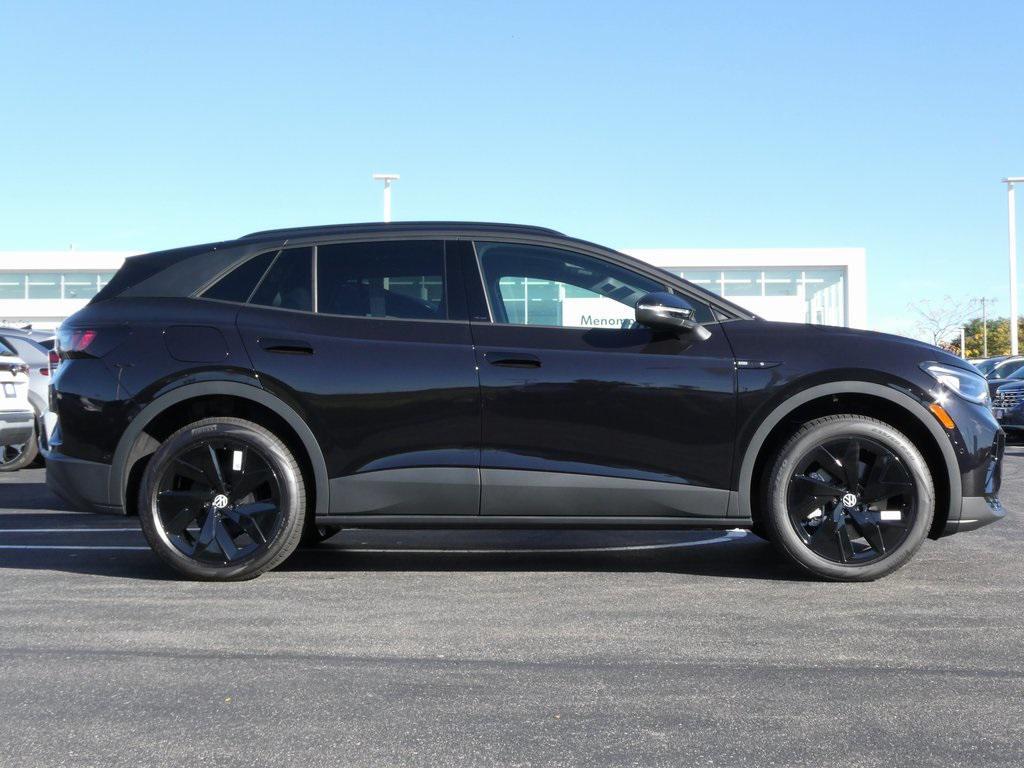 new 2025 Volkswagen ID.4 car, priced at $50,428