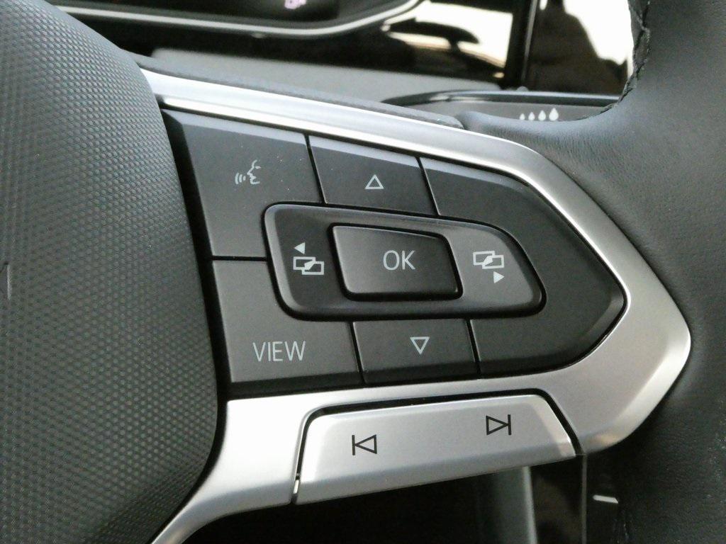new 2025 Volkswagen Jetta car, priced at $28,661