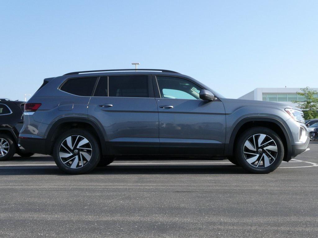new 2025 Volkswagen Atlas car, priced at $40,672