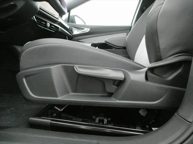 new 2025 Volkswagen ID.4 car, priced at $44,626