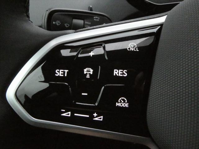 new 2025 Volkswagen ID.4 car, priced at $44,626