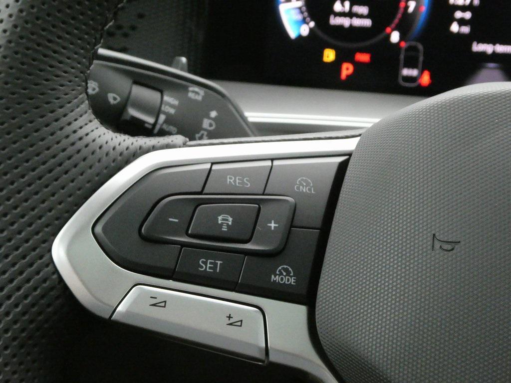new 2025 Volkswagen Tiguan car, priced at $39,254
