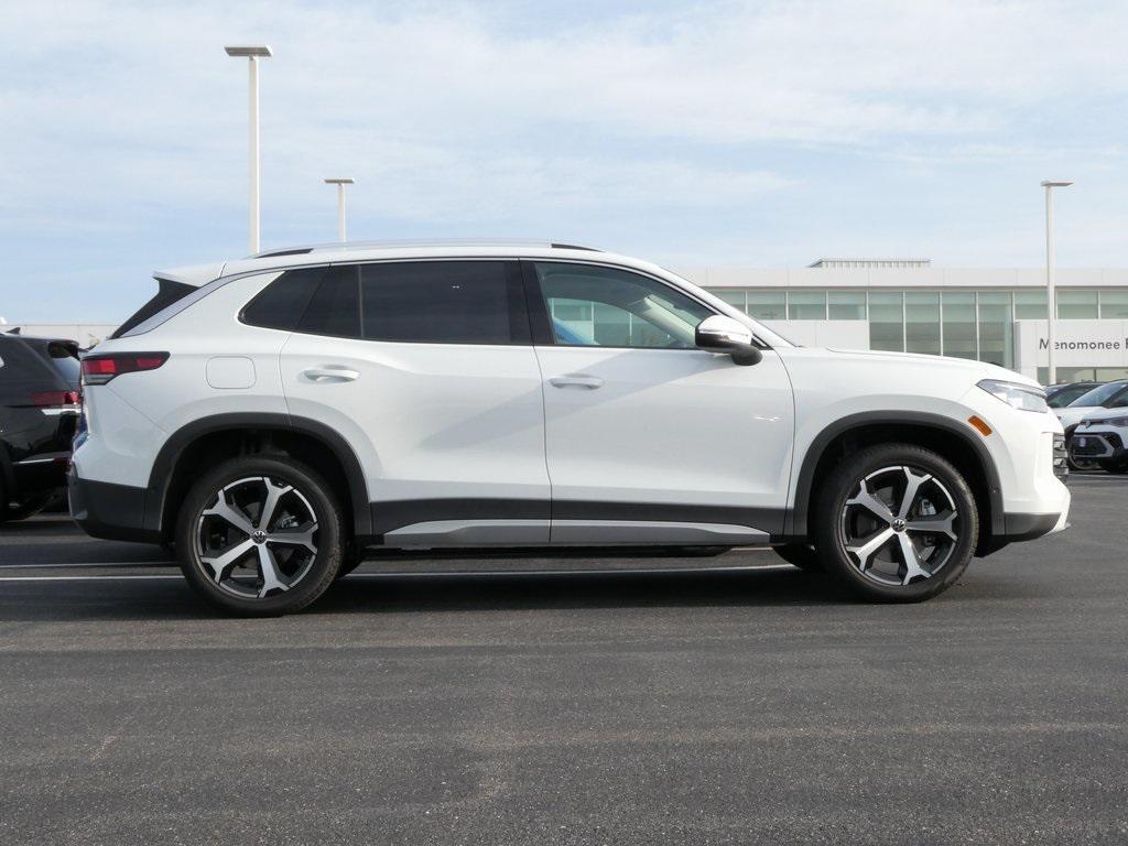 new 2025 Volkswagen Tiguan car, priced at $36,676