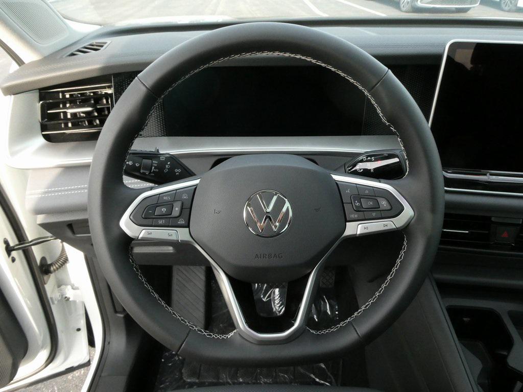 new 2025 Volkswagen Tiguan car, priced at $36,676