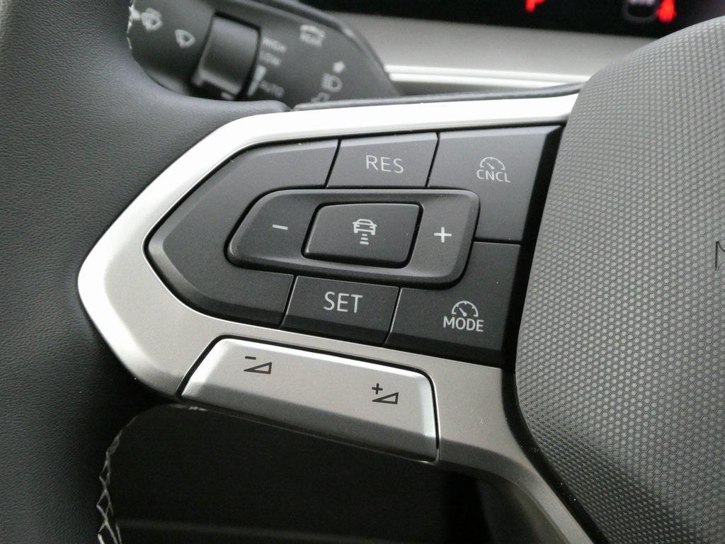 new 2025 Volkswagen Tiguan car, priced at $36,676