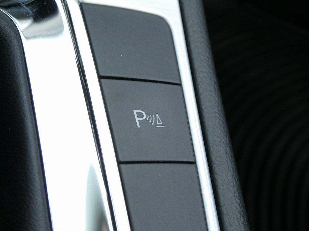 used 2007 Volkswagen Passat car, priced at $7,419