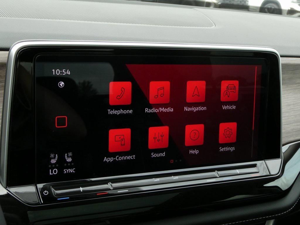 new 2025 Volkswagen Atlas car, priced at $45,572