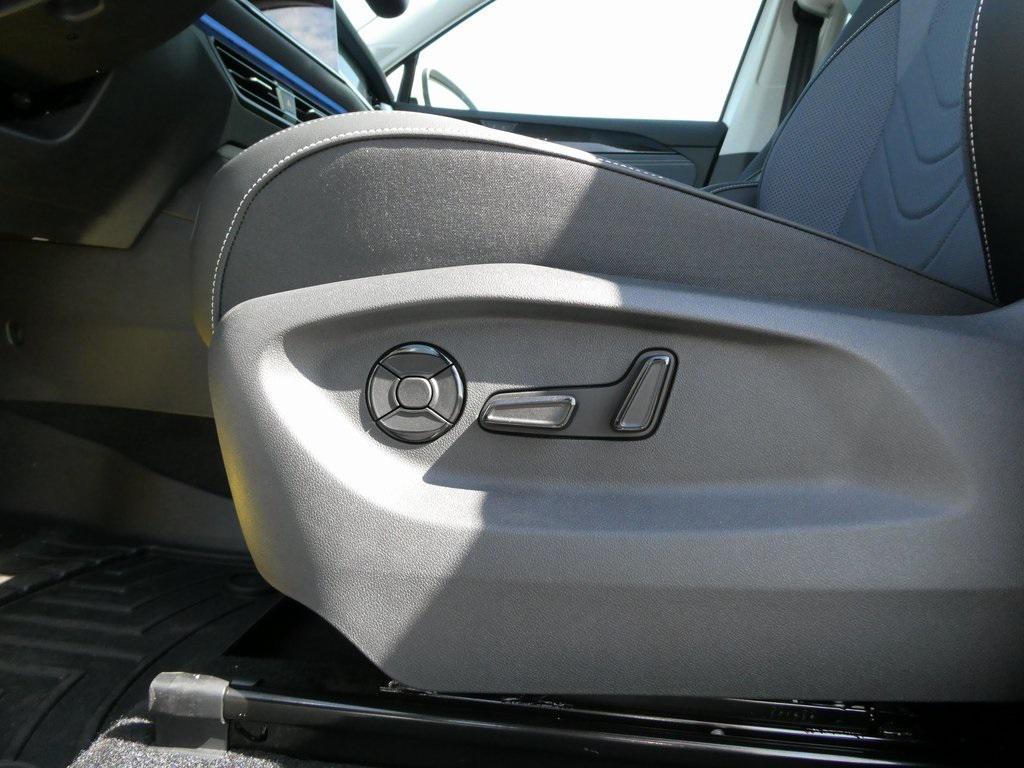 new 2025 Volkswagen Tiguan car, priced at $36,370