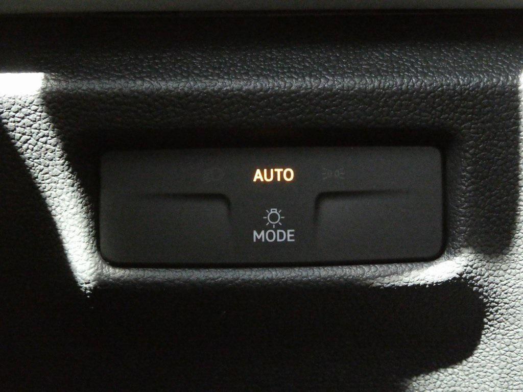 new 2025 Volkswagen Tiguan car, priced at $36,370