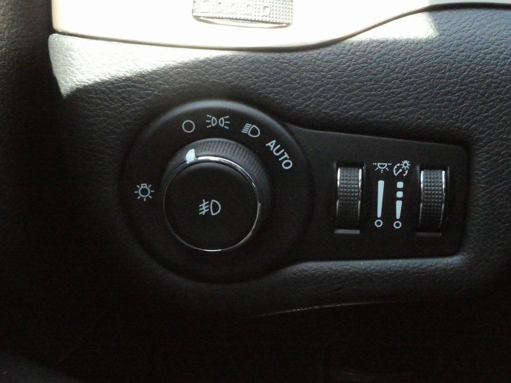 used 2016 Jeep Cherokee car, priced at $12,143