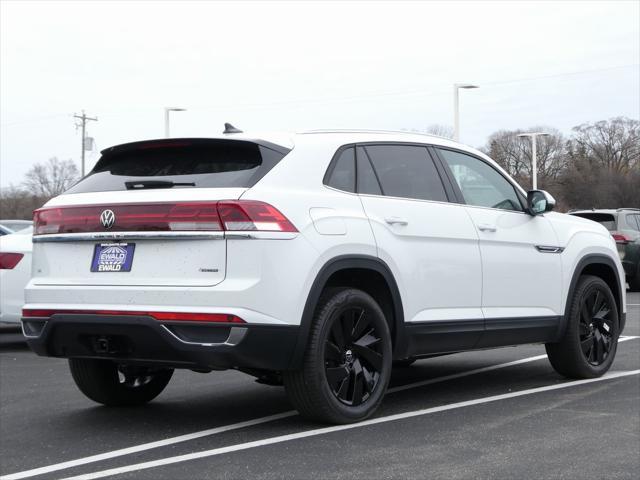 new 2025 Volkswagen Atlas Cross Sport car, priced at $43,103