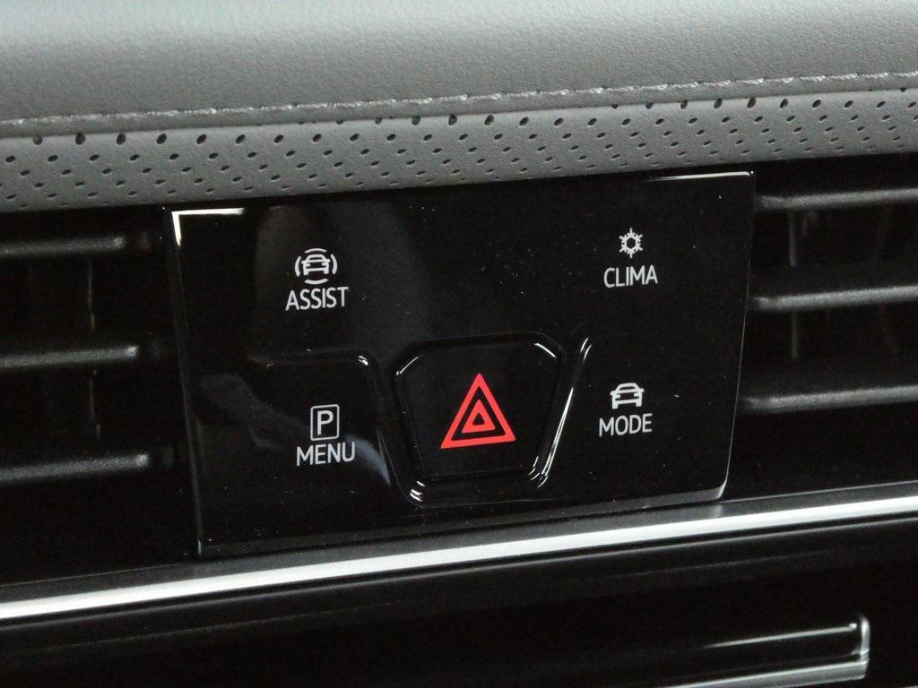 new 2025 Volkswagen Atlas car, priced at $44,502