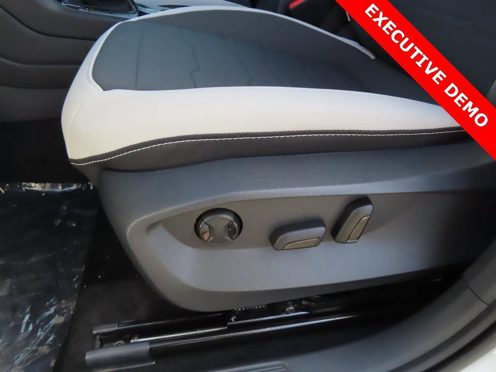 new 2025 Volkswagen Taos car, priced at $30,995