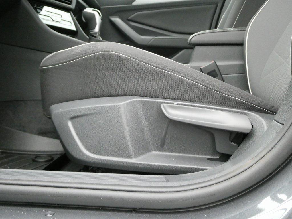 new 2025 Volkswagen Jetta car, priced at $25,024