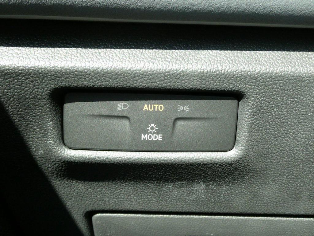 new 2025 Volkswagen Tiguan car, priced at $35,466