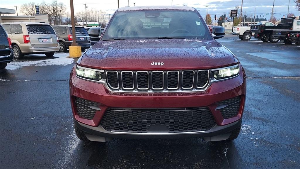 new 2025 Jeep Grand Cherokee car, priced at $44,965