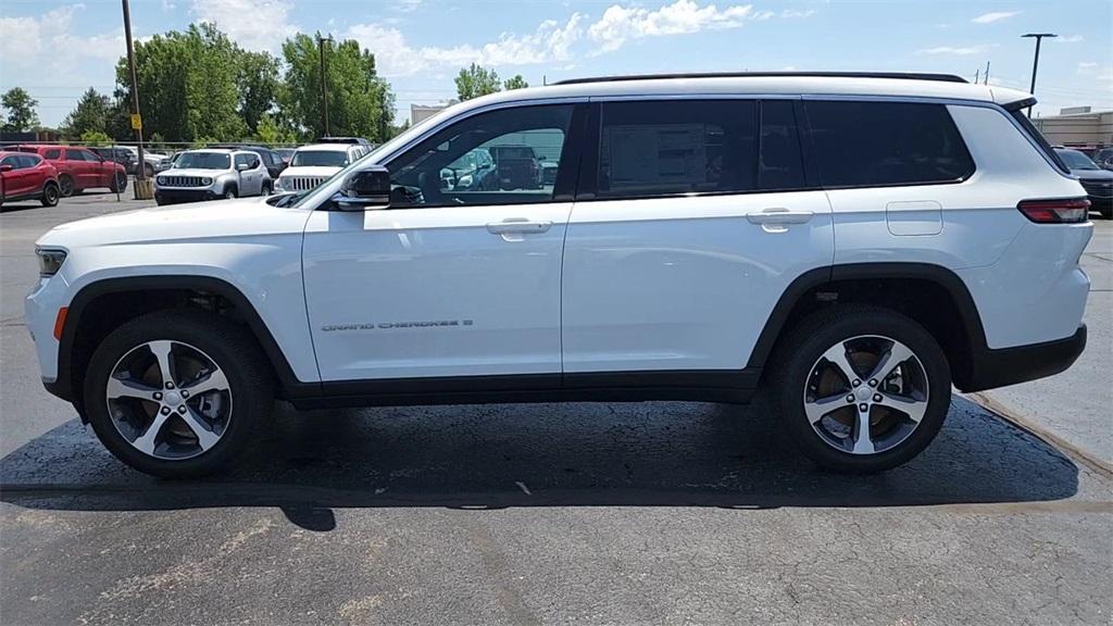 new 2024 Jeep Grand Cherokee L car, priced at $52,271