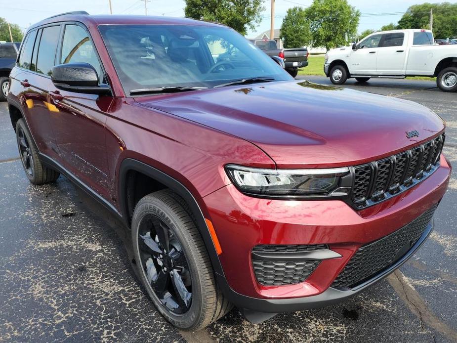 new 2024 Jeep Grand Cherokee car, priced at $48,675