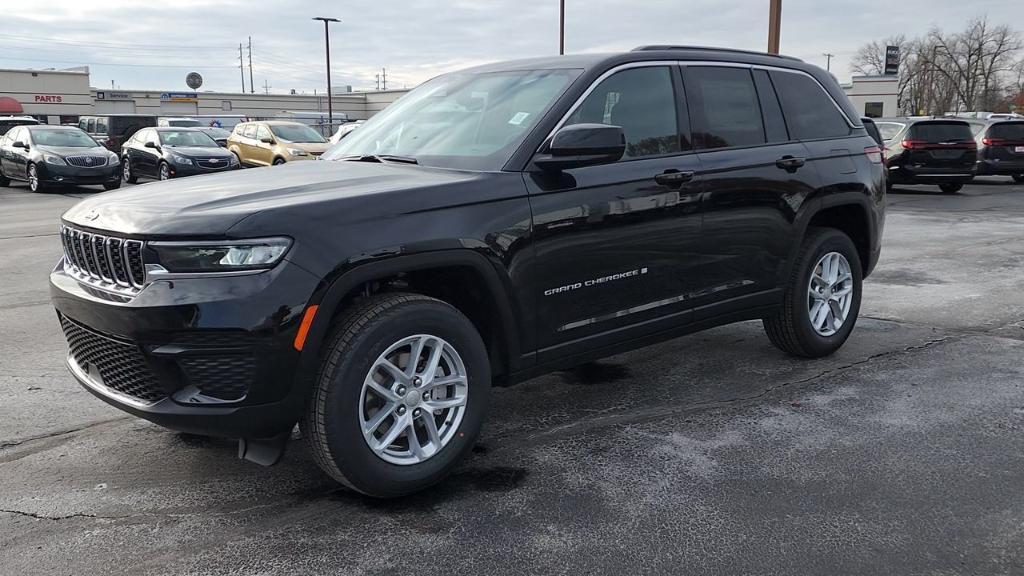 new 2025 Jeep Grand Cherokee car, priced at $44,965