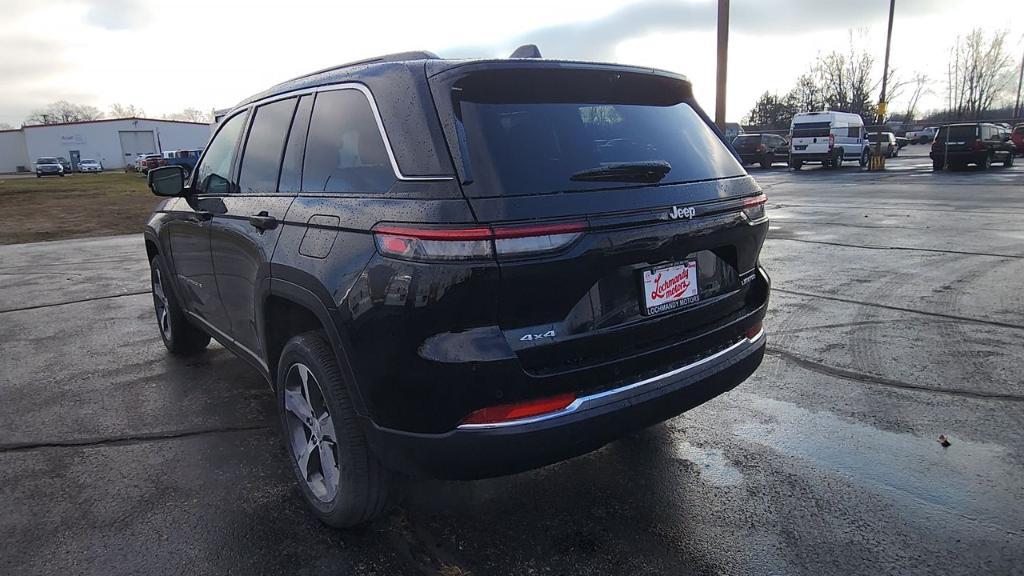 new 2025 Jeep Grand Cherokee car, priced at $55,360