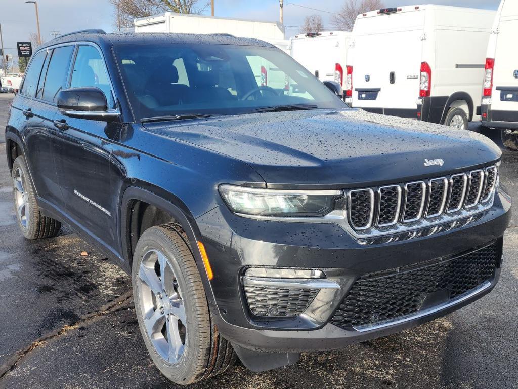 new 2025 Jeep Grand Cherokee car, priced at $55,360