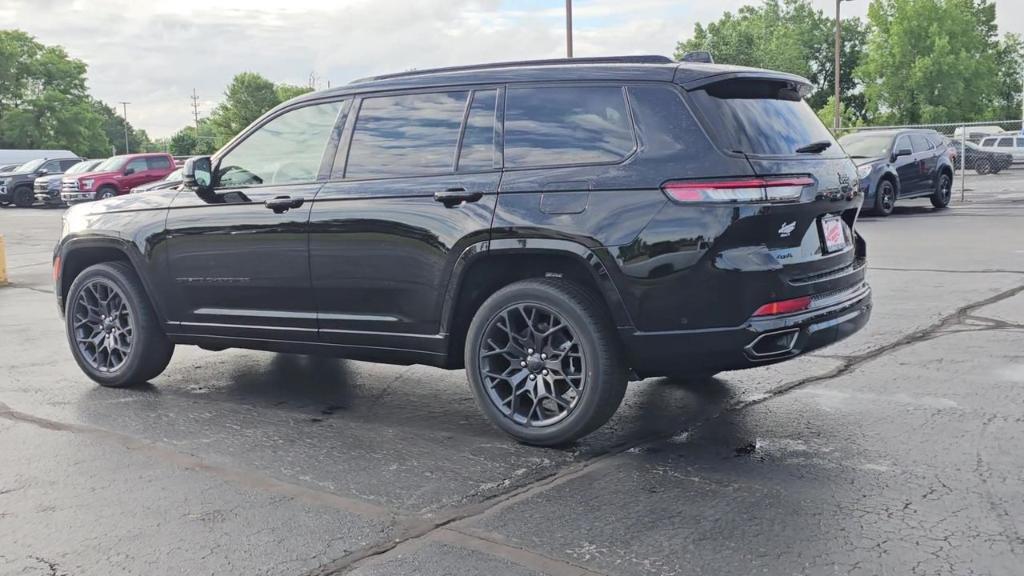 new 2024 Jeep Grand Cherokee L car, priced at $77,225