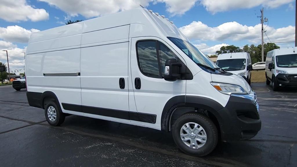 new 2024 Ram ProMaster 3500 car, priced at $61,915