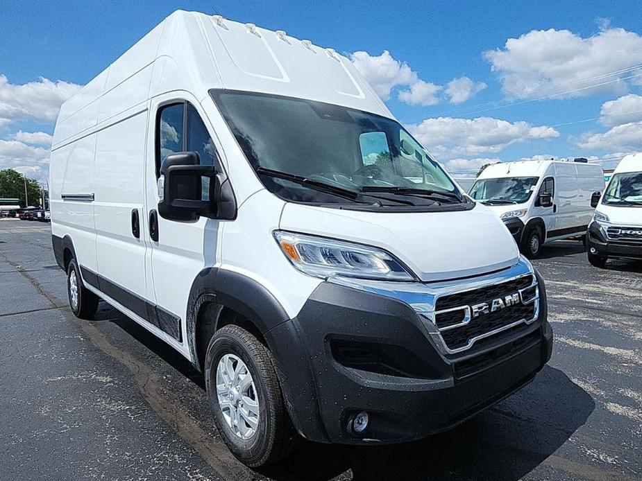 new 2024 Ram ProMaster 3500 car, priced at $61,915