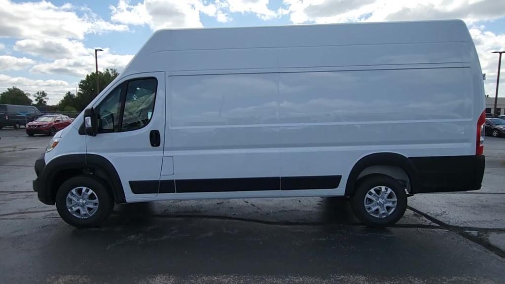 new 2024 Ram ProMaster 3500 car, priced at $61,915