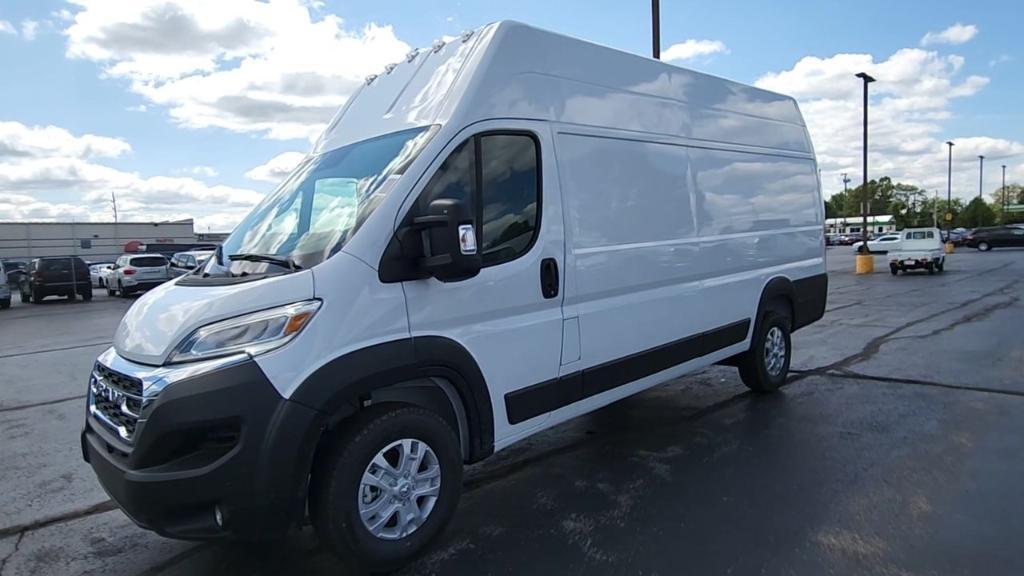 new 2024 Ram ProMaster 3500 car, priced at $61,915