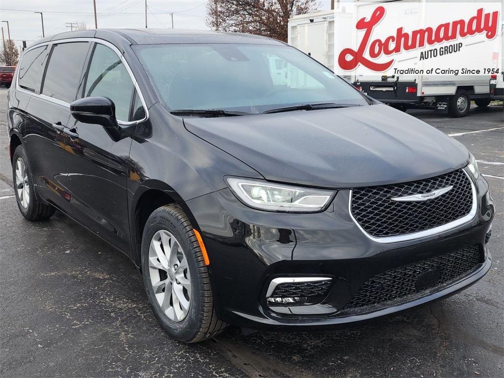 new 2025 Chrysler Pacifica car, priced at $50,315