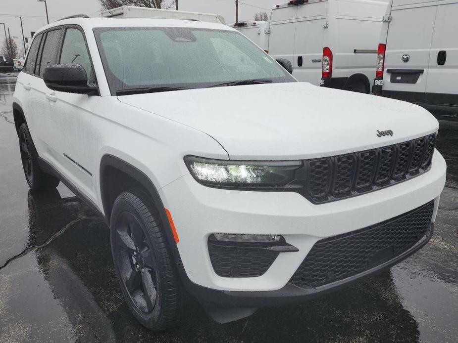 new 2025 Jeep Grand Cherokee car, priced at $54,865