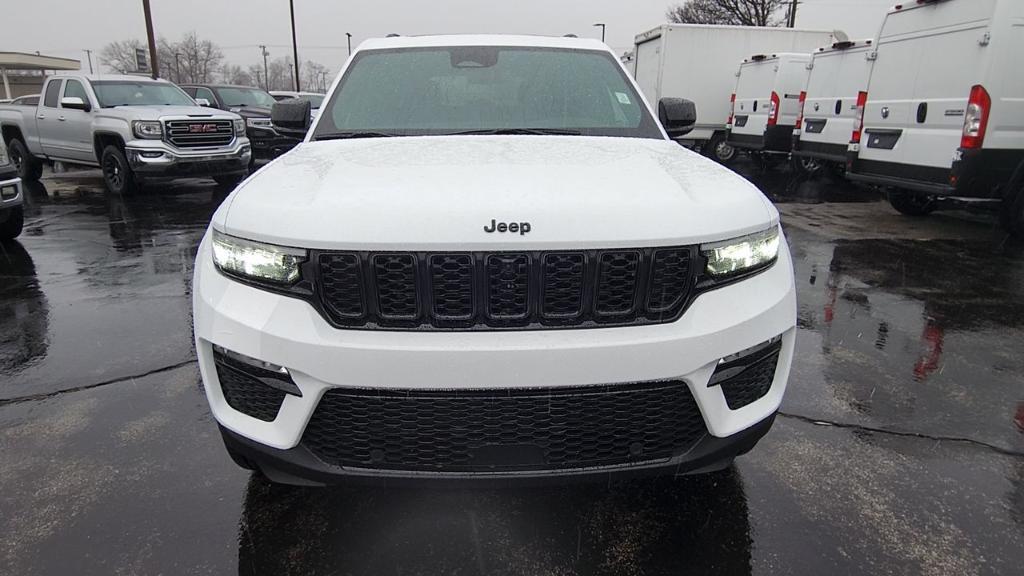 new 2025 Jeep Grand Cherokee car, priced at $54,865