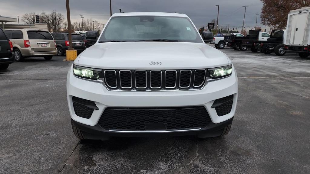 new 2025 Jeep Grand Cherokee car, priced at $44,370